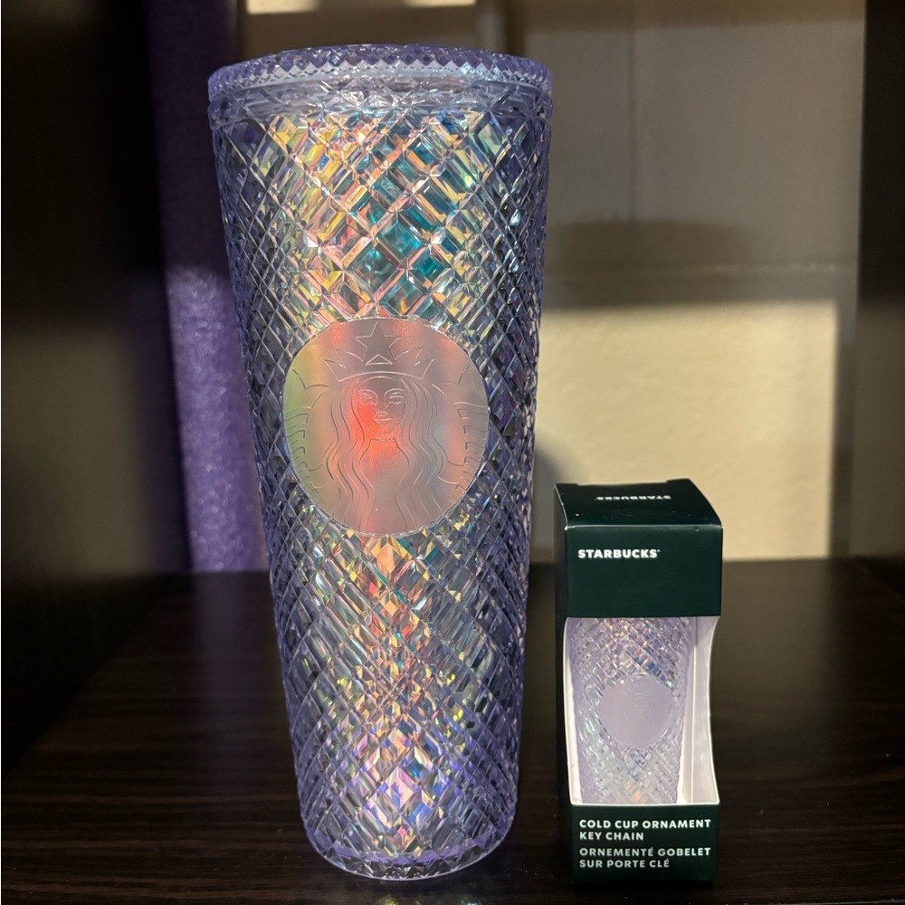 Starbucks holiday cup and keychain bundle